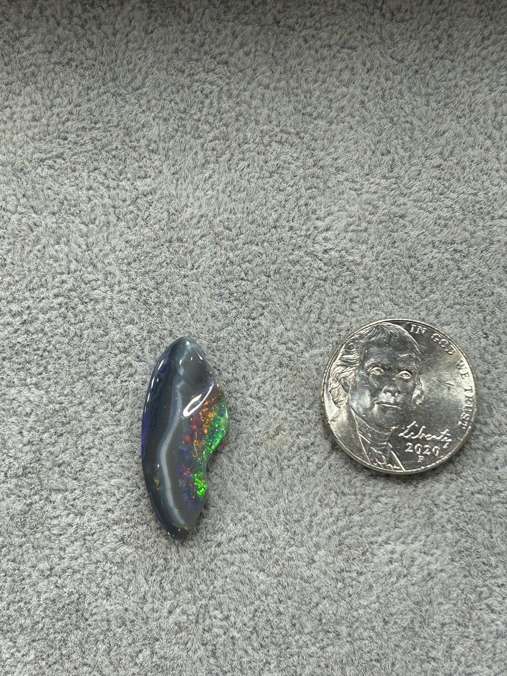 Black opal with stripe